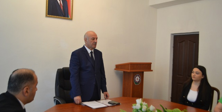 İcra başçısı könüllü fəaliyyətinə qoşulmaq istəyən gənclərlə görüşüb