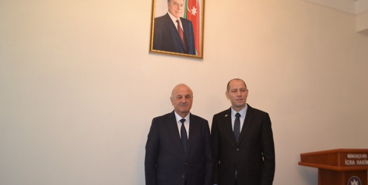 İsrailin Azərbaycandakı fövqəladə və səlahiyyətli səfiri Ronen Krausz Mingəçevirə səfəri çərçivəsində Mingəçevir şəhər İcra Hakimiyyətinin başçısı İlham İsmayılovla görüşüb